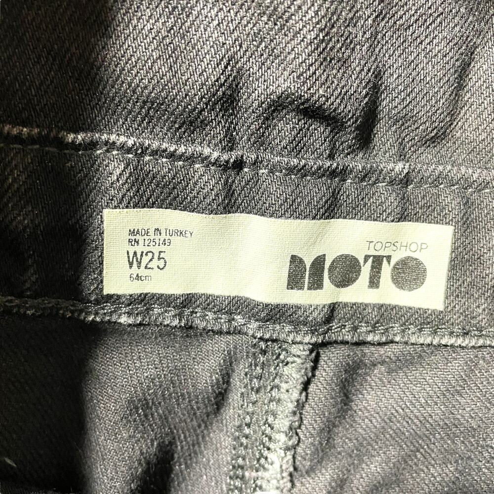 Topshop Moto Bib Overalls Women's Size 25 Washed Black Denim Tapered Cropped Leg - Picture 3 of 9
